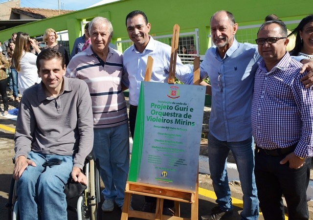 2016627_Vereadores participaram da entrega oficial do prédio no Jardim Eneides
